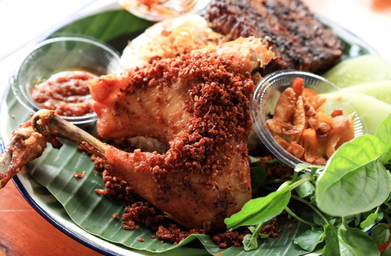 ayam goreng lezat