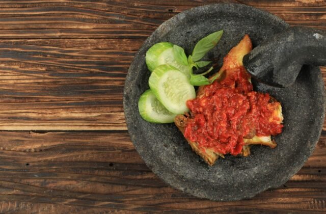 ayam penyet surabaya