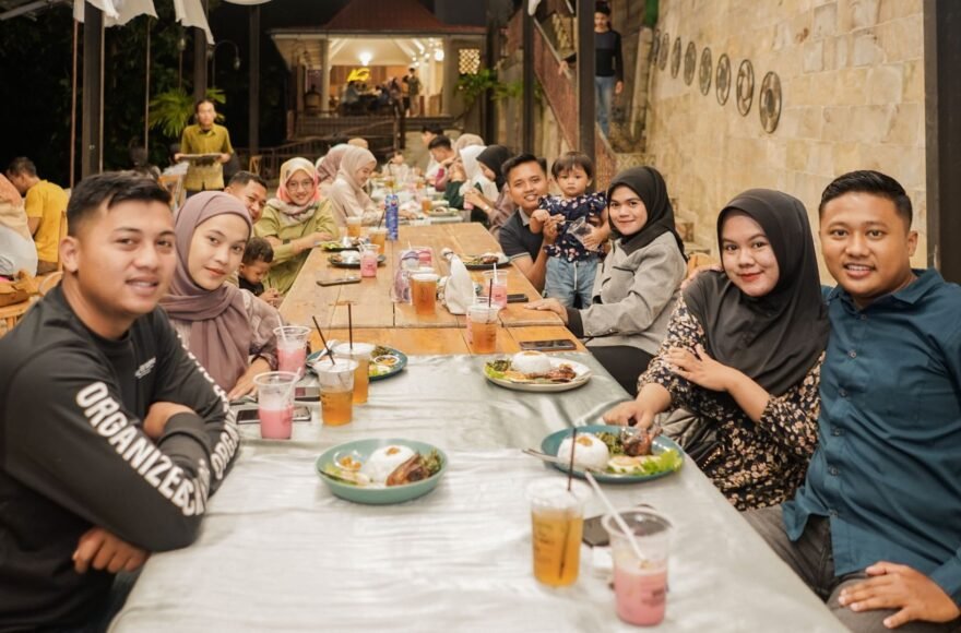 tempat buka puasa magelang takjil suasana sore