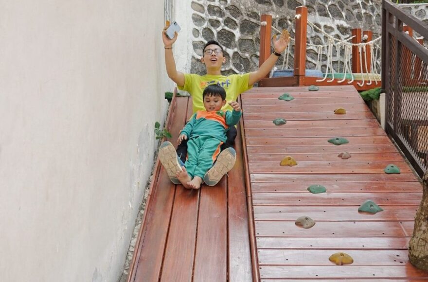 Area playground anak di Kedai Bukit Rhema Magelang